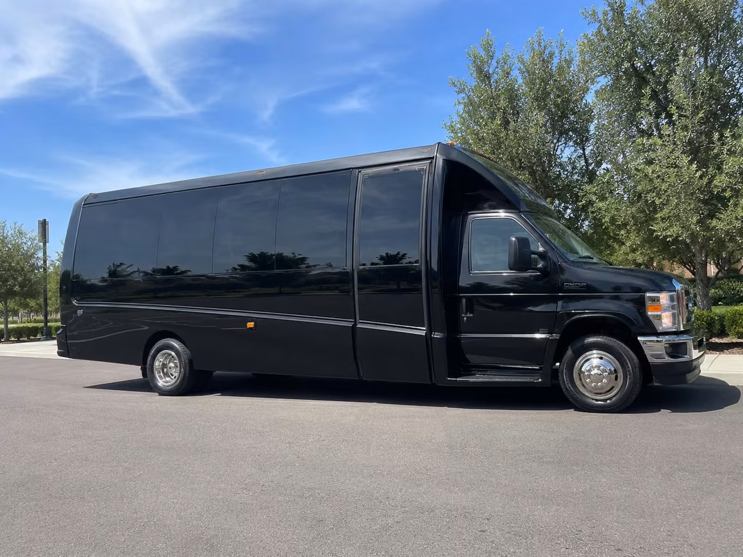 15 passenger minibus
