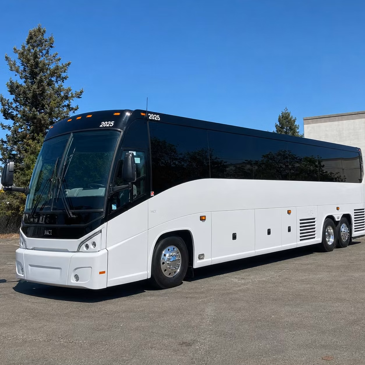 broadmoor world arena concert bus rentals in colorado springs