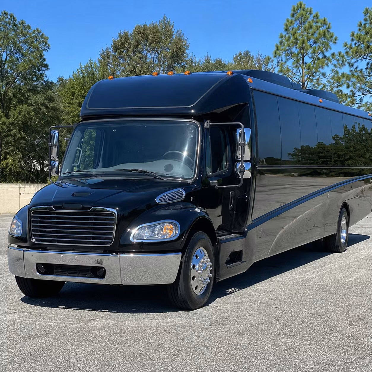 colorado springs 20 passenger minibus rental