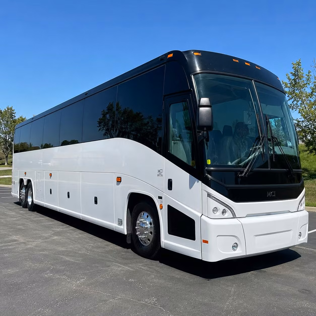 sports team airport transportation in colorado springs for teams and fan groups